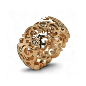 Brede gouden ring met opengewerkte krullen en ingezette diamanten.